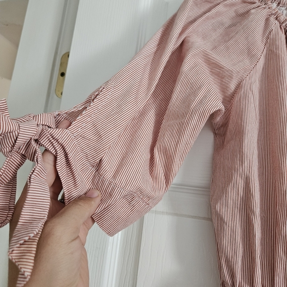 Paulina Katarina Pink Striped Off-Shoulder Romper MEDIUM - Picture 2 of 5